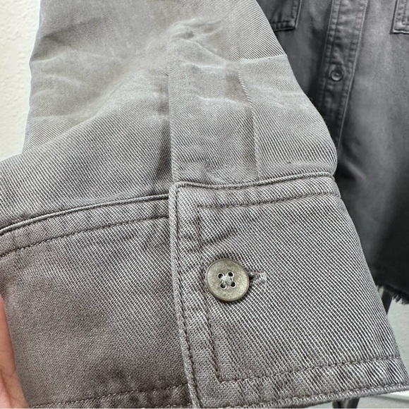 Side Stitch Women’s Front Button Down Gray Blouse Size S - Picture 3 of 7